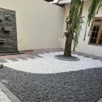 Taman Zen Kering Minimalis, Nuansa Jepang Banget!